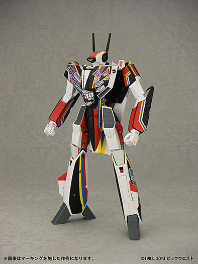 Choujikuu Yousai Macross - VF-1J Valkyrie - 1/60 - 30th Anniversary Color (Arcadia)