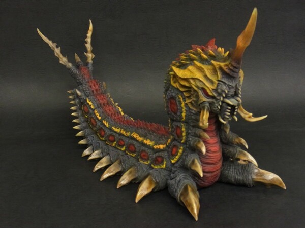 Gojira vs. Mothra - Battra Larvae - Toho 30cm Series (X-Plus)